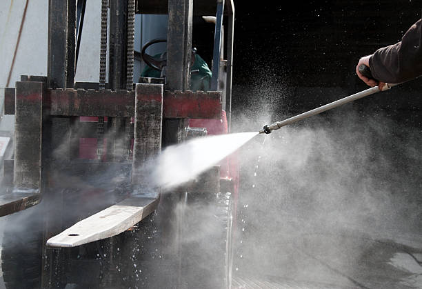 Best Oil Spill Cleanup  in Elleale, ND